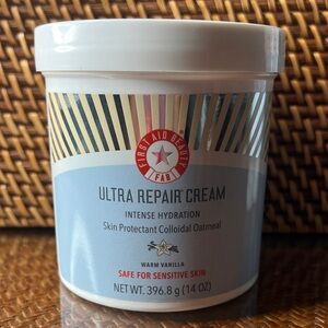 First Aid Beauty (FAB) Ultra Repair Cream - Warm Vanilla